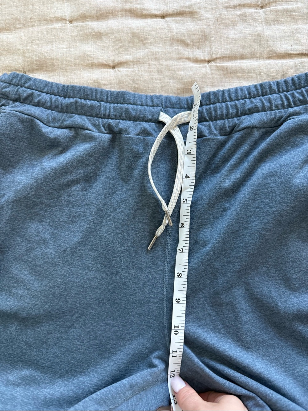 Vuori heather blue performance joggers Size Large - Picture 9 of 11